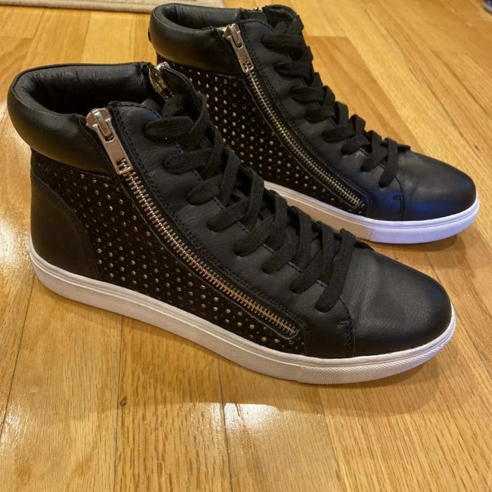 Steve Madden Women’s Size 9